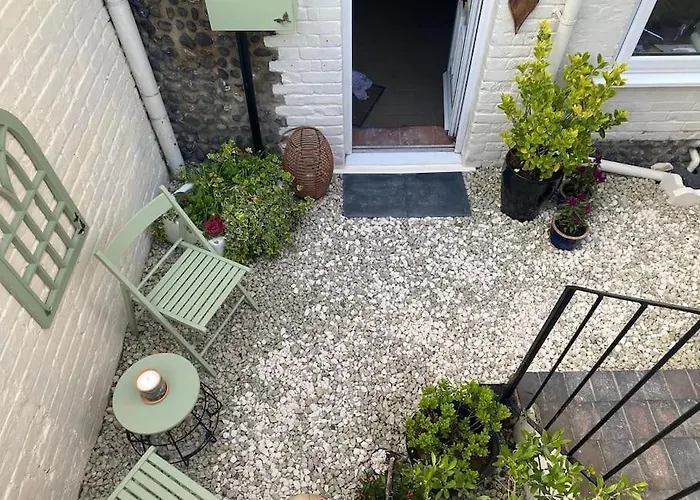 Neptune\'S Nook, Cromer